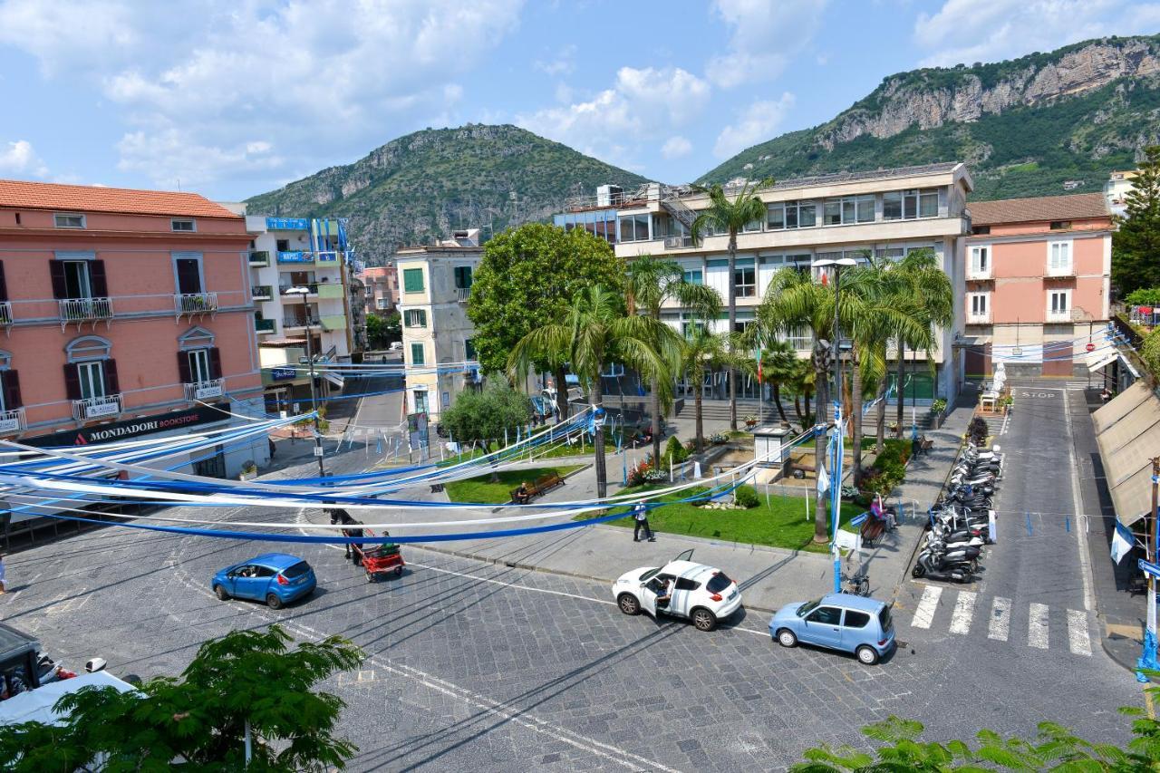 L'Aurora Azzurra -Luxury Suites Sorrento Coast Пиано ди Соренто Екстериор снимка