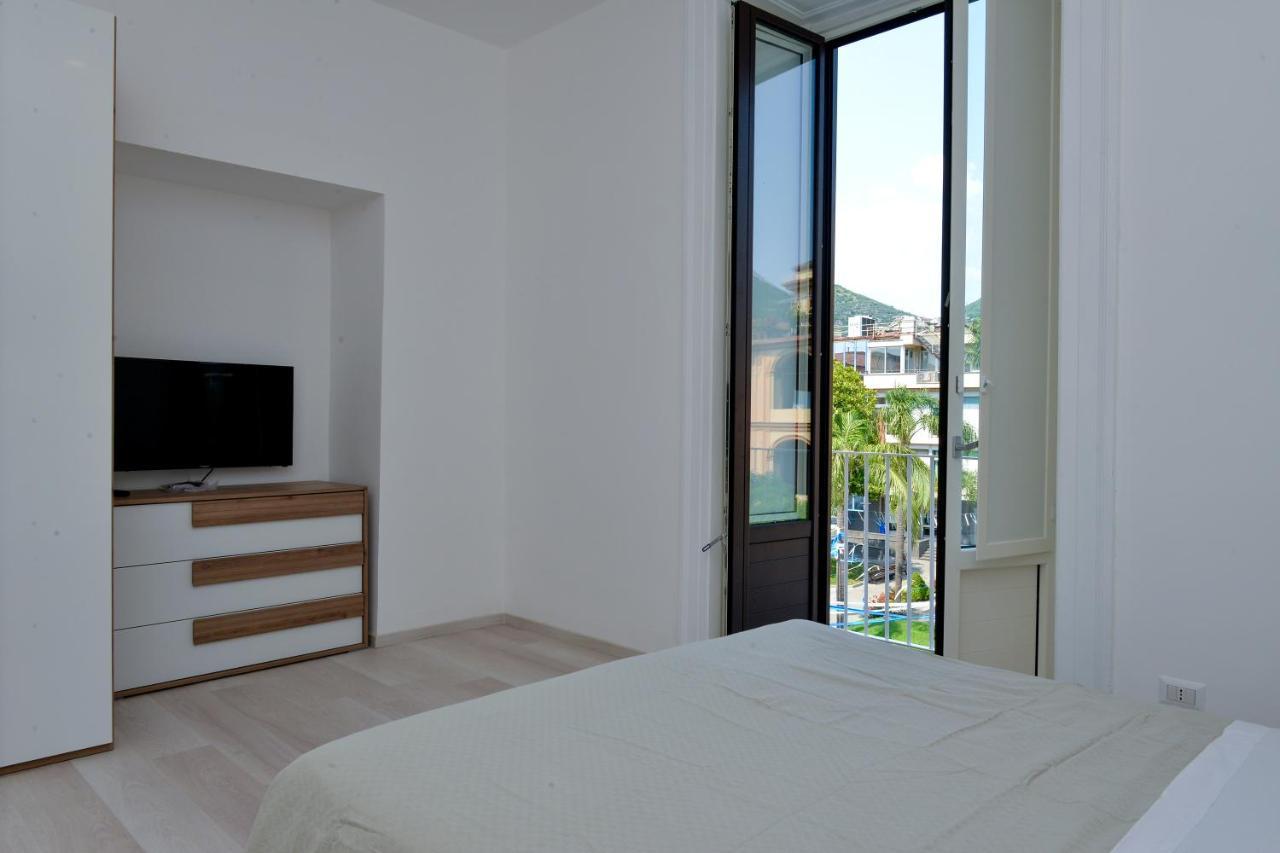 L'Aurora Azzurra -Luxury Suites Sorrento Coast Пиано ди Соренто Екстериор снимка
